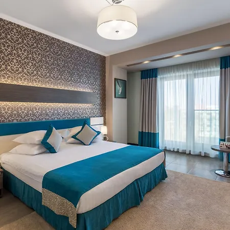 New Splendid & - Adults Only Mamaia