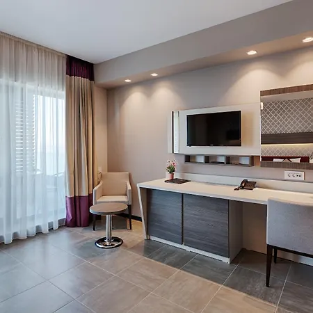 New Splendid & - Adults Only 4* Mamaia