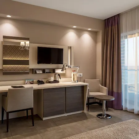 New Splendid & - Adults Only 4* Mamaia